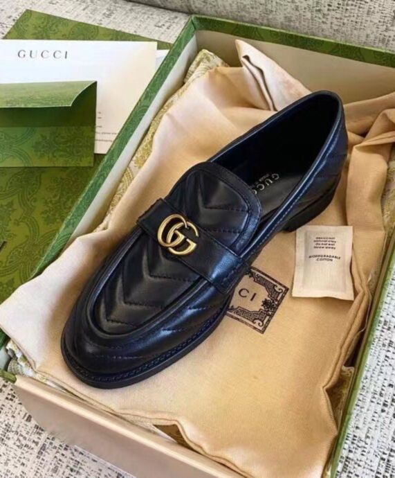 G.U.C.C Women's Loafer, Double G monogram, luxury footwear, chevron matelasse leather.