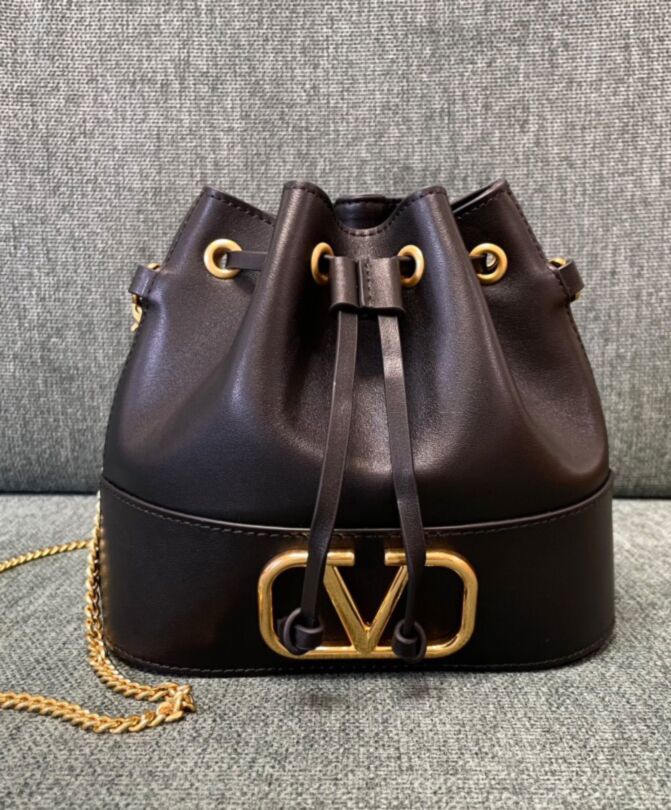 Valen.tino Mini Bucket Bag In Nappa With Vlogo Signature Chain