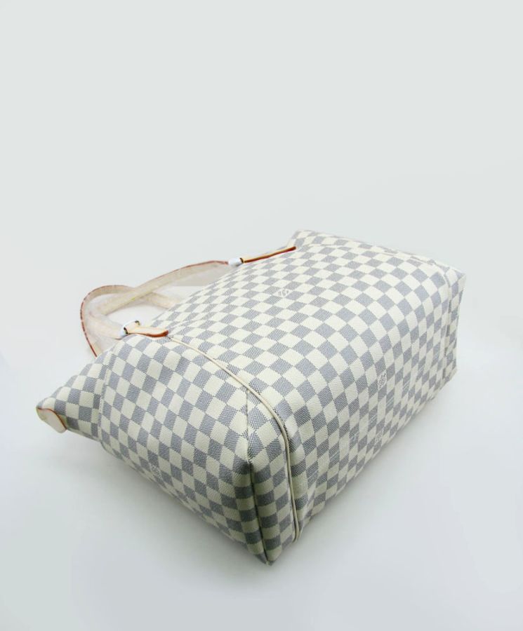 L.*V Damier Totally N51263 White