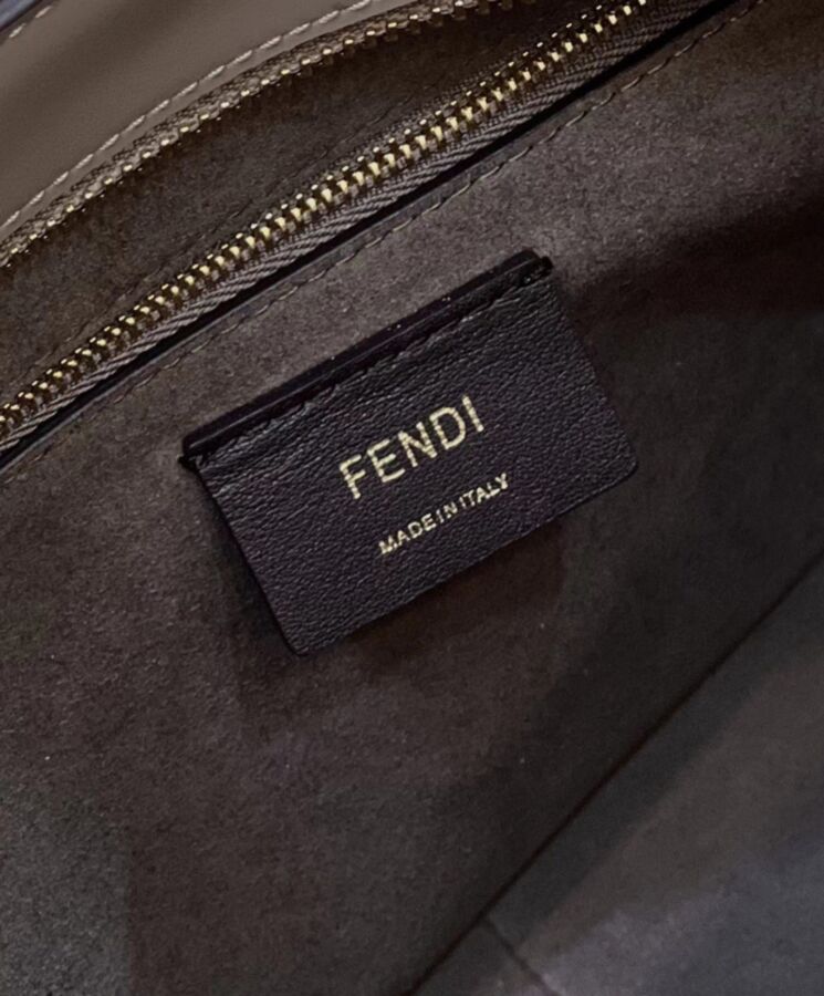 Fen.di O’Lock Zip 8BR805 Gray