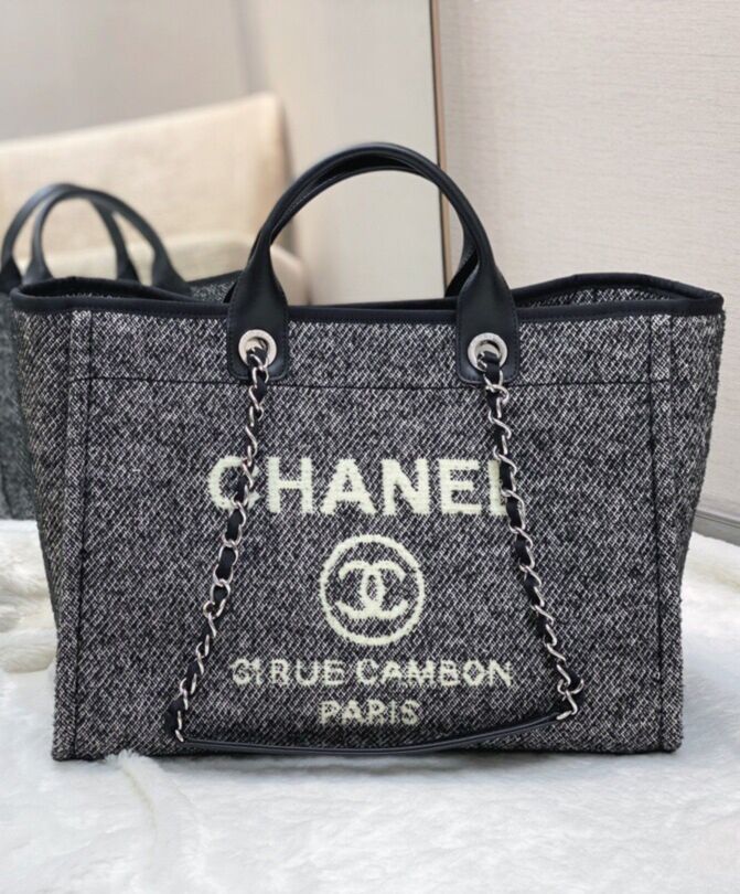 Cha.nel Large Tote A66941 Gray