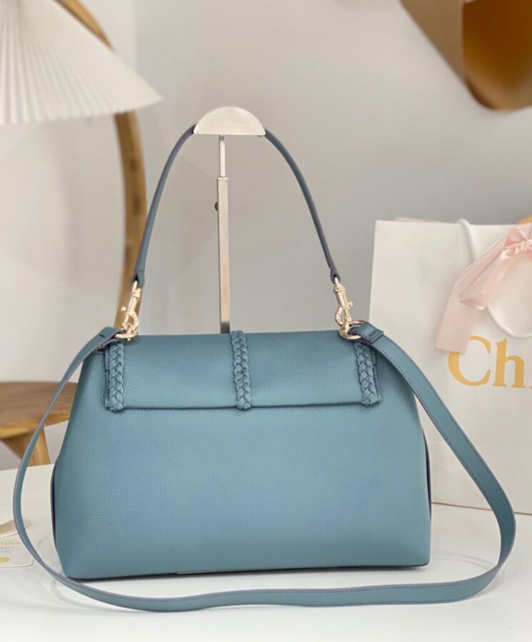 chl.oe Penelope Medium, Luxury Shoulder Bag, Grained Calfskin Handbag, Day-to-Evening Bag, Signature chl.oe Bag