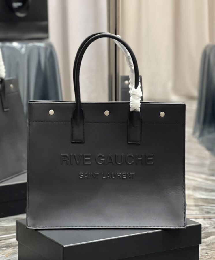 Saint.Lau.rent Rive Gauche Small Tote Bag In Smooth Leather Black