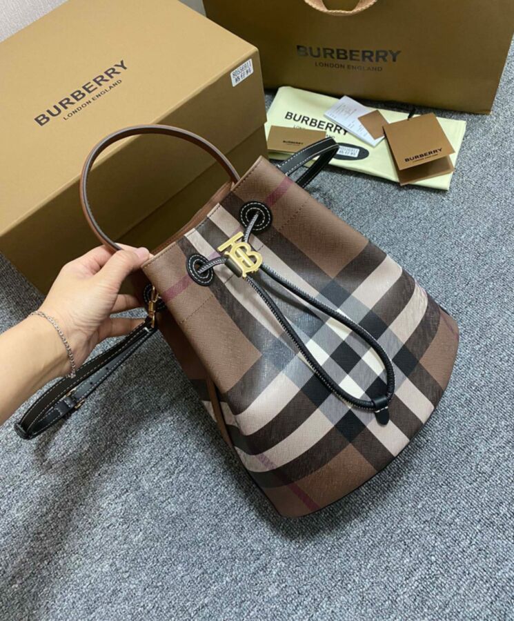 Bur.berri Small TB Bucket Bag Coffee