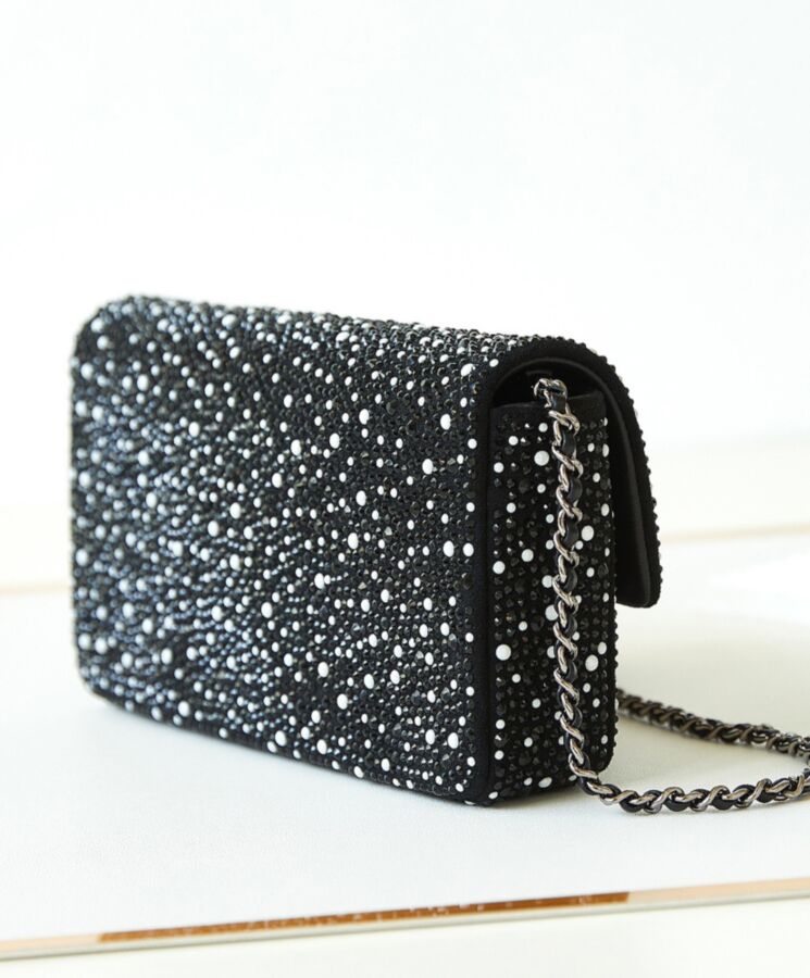 Cha.nel Clutch AS4372 Black