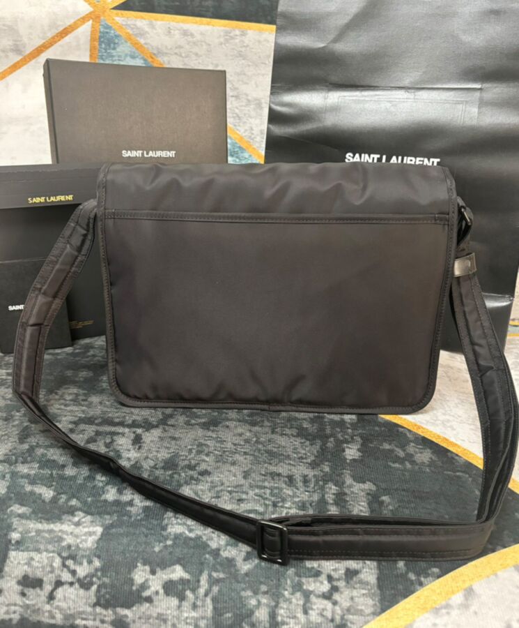 Saint.Lau.rent Niki Messenger In Econyl 757146 Black