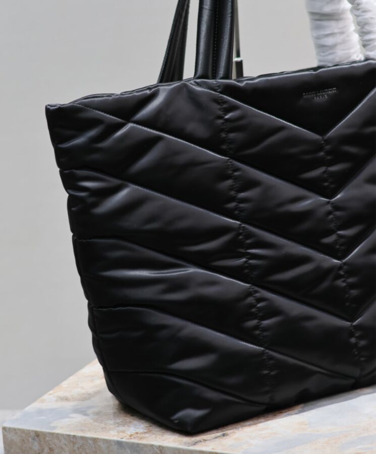 Saint.Lau.rent Puffer Tote In Econyl Black