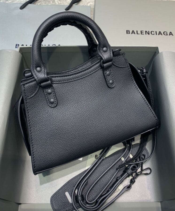 Balen.ciaga Neo Classic, Neo Classic Mini Bag, Black Calfskin Handbag, Luxury Handbag, Designer Bag