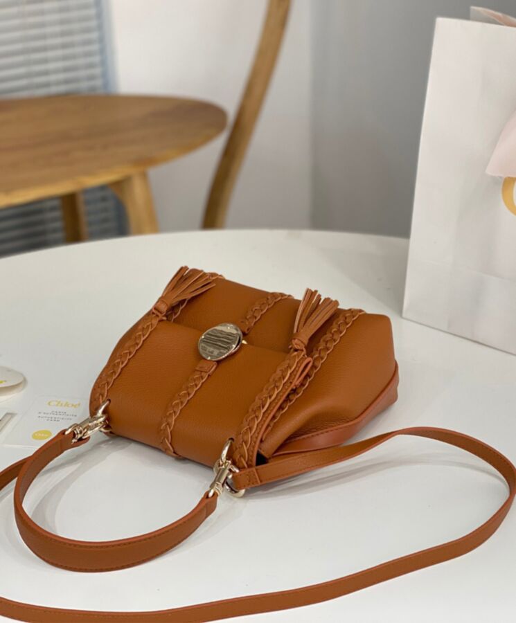 chl.oe Penelope Small Soft Shoulder Bag