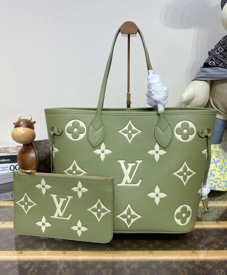 L.*V Neverfull MM M46649 Green