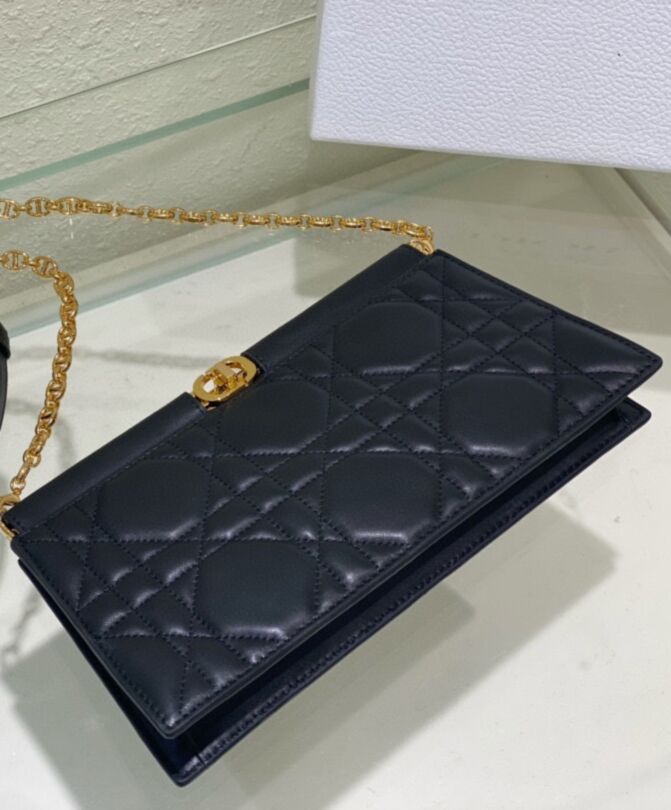 Di.ar Caro Colle, Luxury clutch, Fall 2023, Lambskin handbag, Di.ar Caro accessories