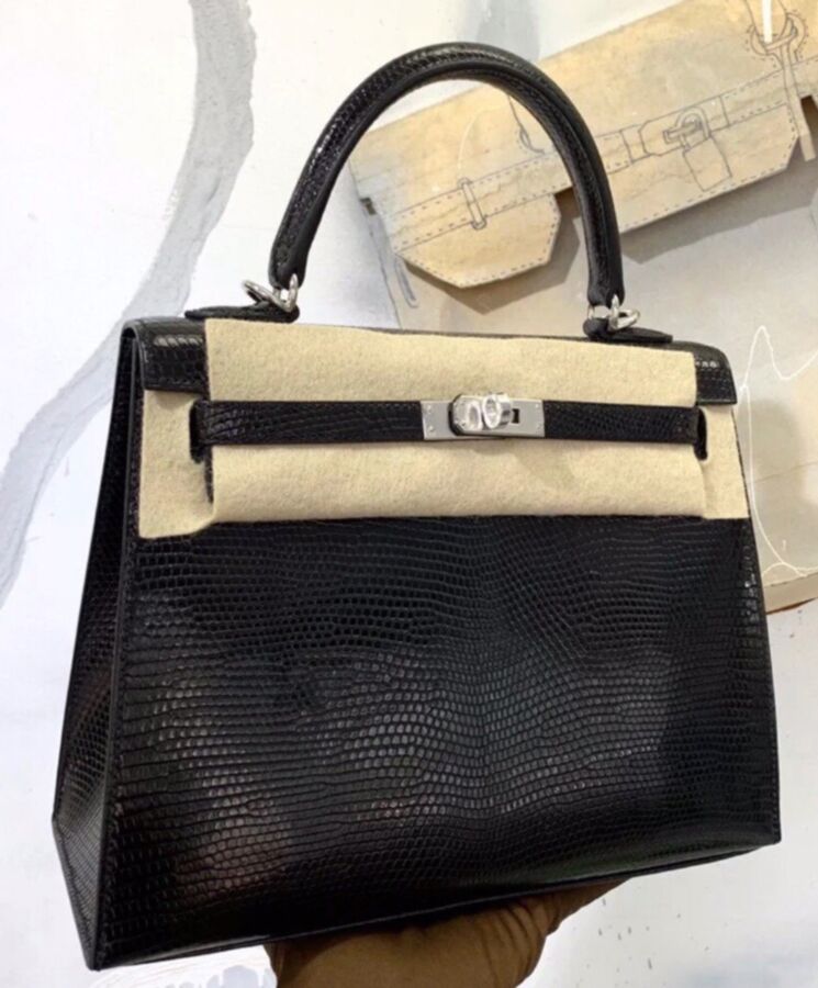 Her..mes Kelly Lizard 25 Bag Black