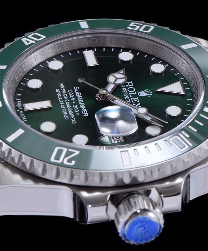 Ro.le.x Stainless Steel Submariner Watch Green