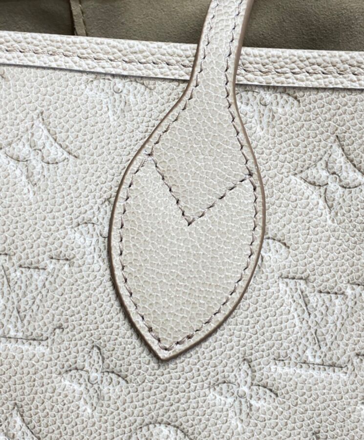 L.*V Neverfull MM M46231 Cream