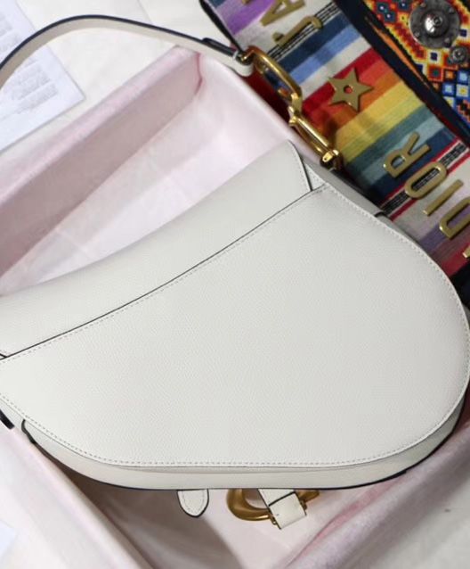 Di.ar Saddle Calfskin Bag M0446 White