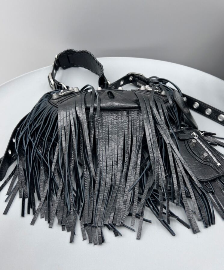 Balen.ciaga Le Cagole Fringed Shoulder Bag Black