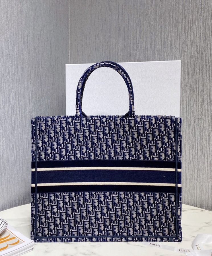 Christian Di.ar Book Tote Dark Blue