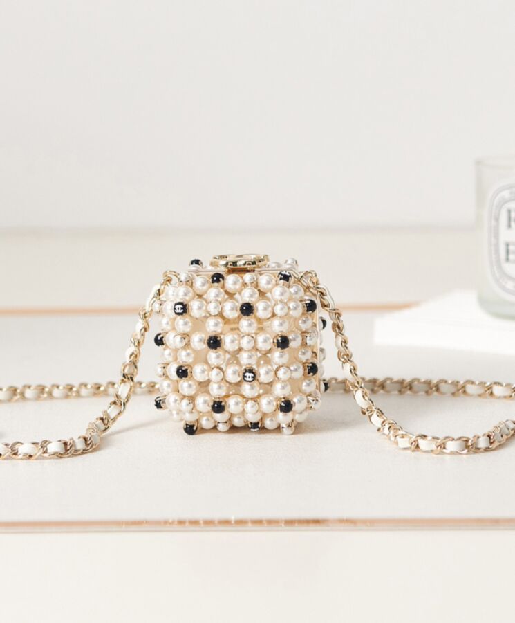 Cha.nel Mini Evening Bag AS3769