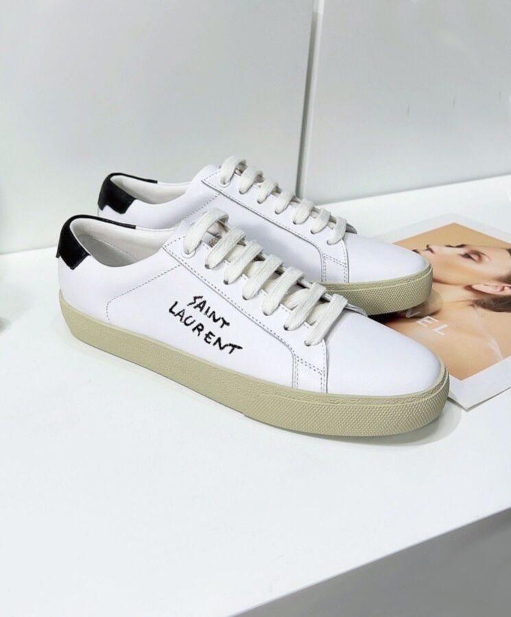 Saint.Lau.rent Unisex, Court Classic SL/06, Embroidered Sneakers, White Leather Sneakers