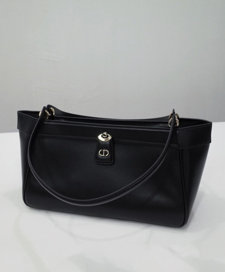 Di.ar Medium Di.ar Key Bag Black