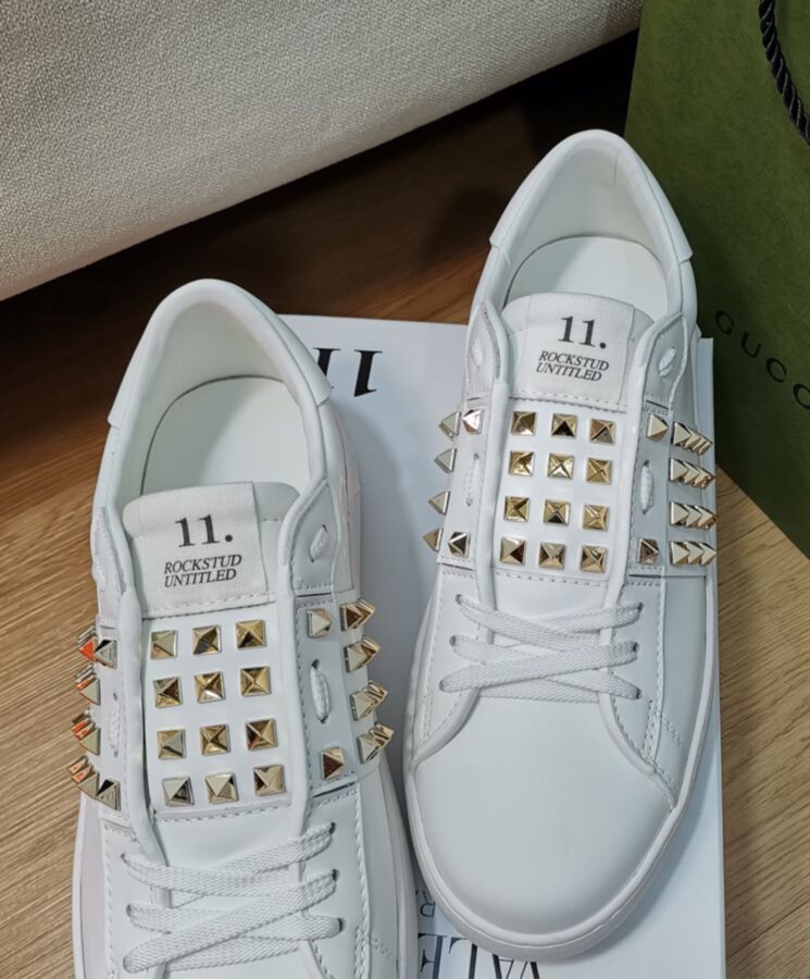 Valen.tino Unisex Rockstud Untitled Studded Sneakers White