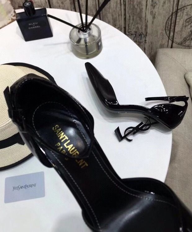 Saint.Lau.rent Women's Opyum Pumps, Patent Leather Heels, Black D'orsay Pumps