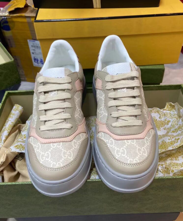 G.U.C.C Unisex GG, GG Sneaker Cream, Retro Sneakers, Luxury Footwear