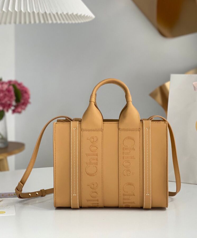 chl.oe Small Woody Tote Bag