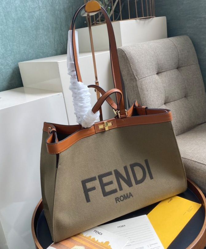 Fen.di Peekaboo X-tote Canvas bag 8BH374 Khaki