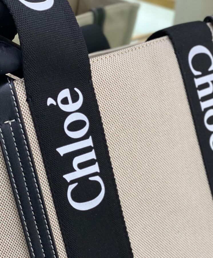 chl.oe Medium Woody, Logo Strap Canvas Tote, Black Canvas Bag, Medium Woody Canvas Tote