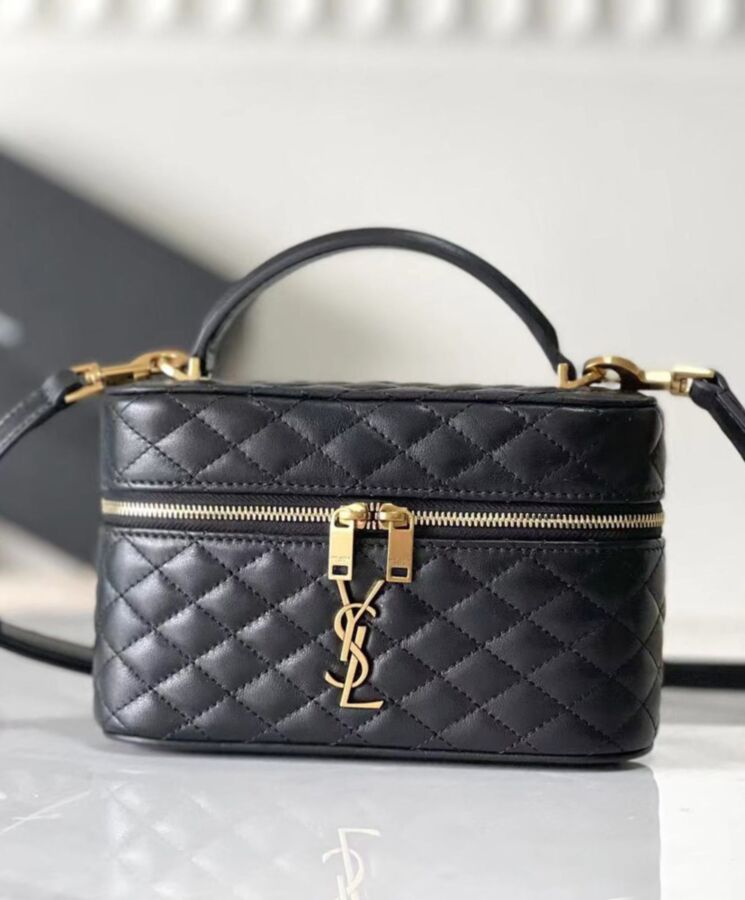 Saint.Lau.rent Gaby Mini Vanity Bag In Lambskin Black