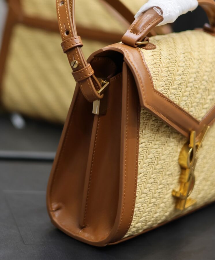 Saint.Lau.rent Cassandra Mini Top Handle Bag In Raffia And Vegetable-Tanned Leather Coffee