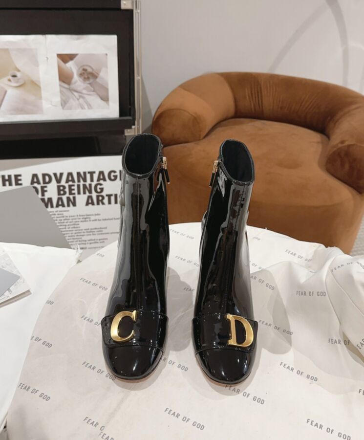 Di.ar Women's C'est, Heeled Ankle Boot, Black Patent Calfskin, Winter 2023, Gold-finish Metal Initials