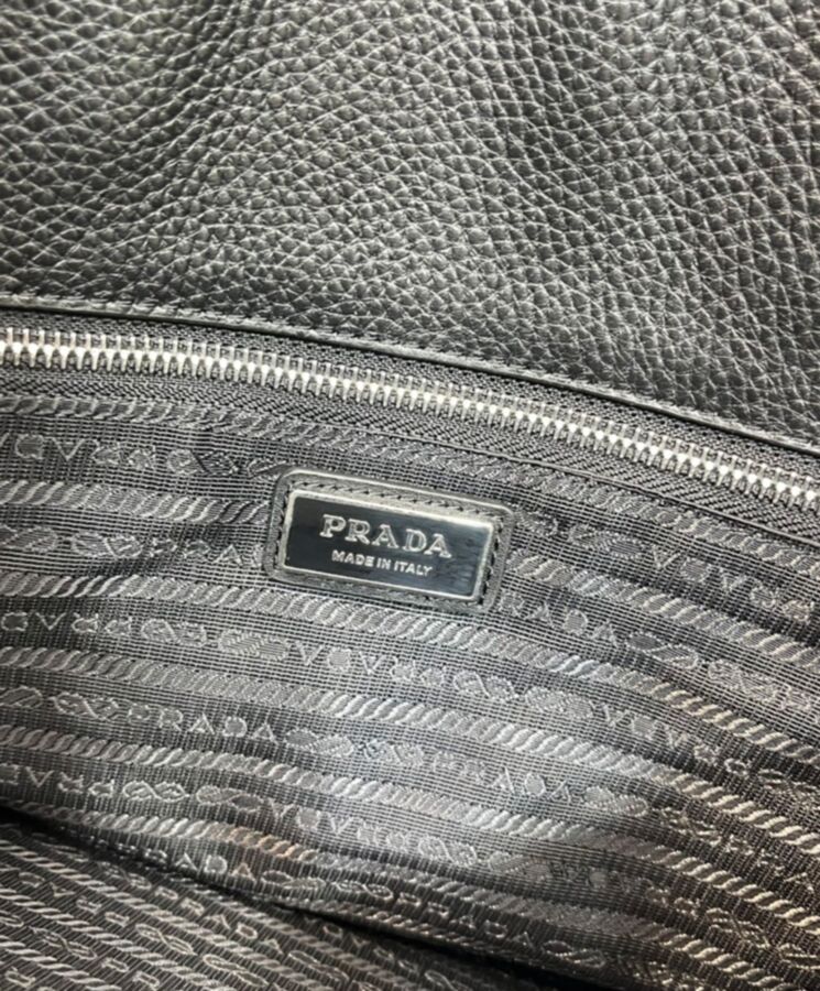 Pra.-da Leather Travel Bag 2VC035