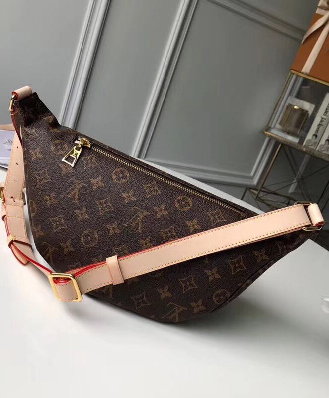 L.*V Bumbag M43644 Brown