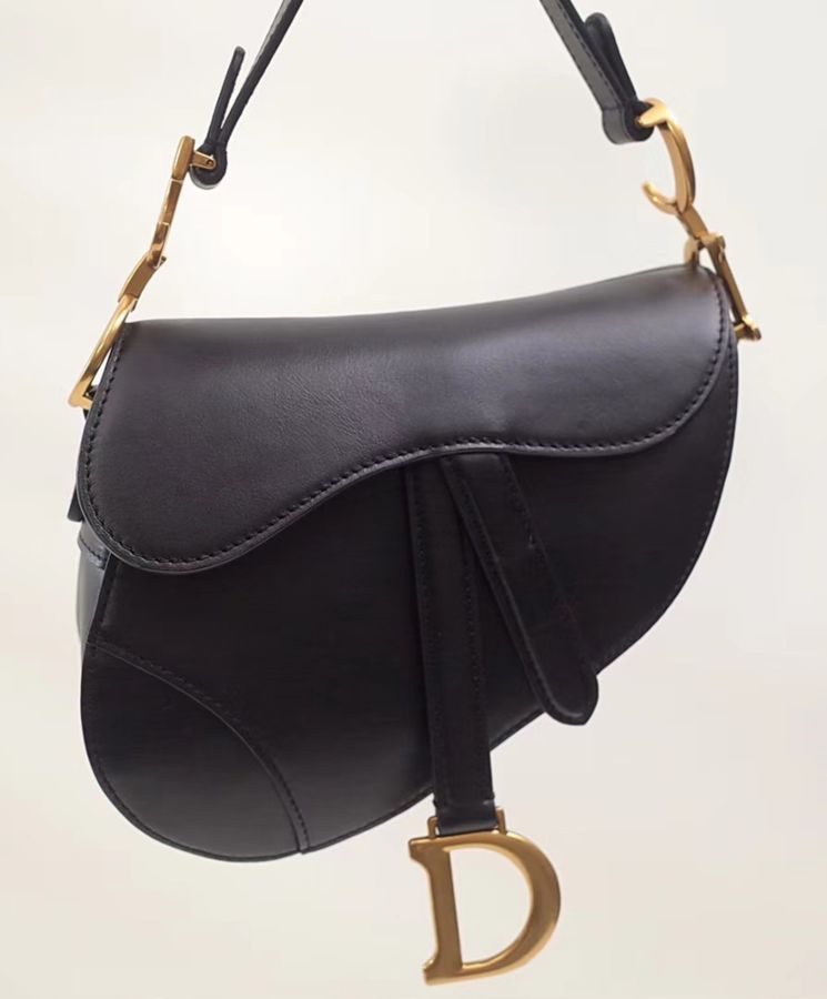 Di.ar Saddle Bag, Luxury Handbag, Black Saddle Bag, High-End Di.ar Bag, Di.ar Bag M0446