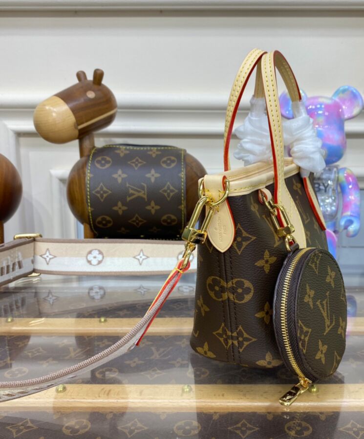 L.*V Neverfull BB M46705 Brown