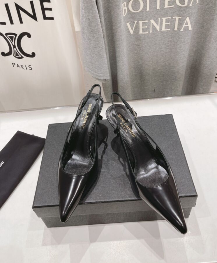 Saint.Lau.rent Women’s Vendome Slingback Pumps In Glazed Leather Black