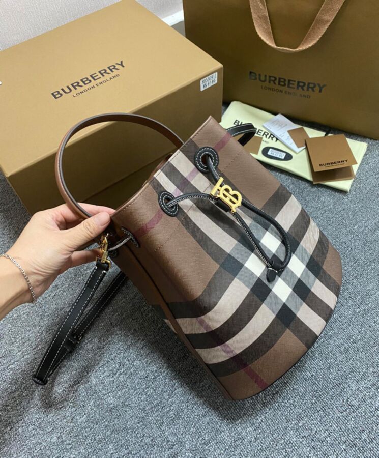 Bur.berri Small TB Bucket Bag Coffee