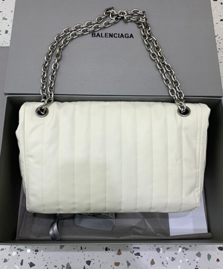 Balen.ciaga Monaco Medium Chain Bag Quilted Cream