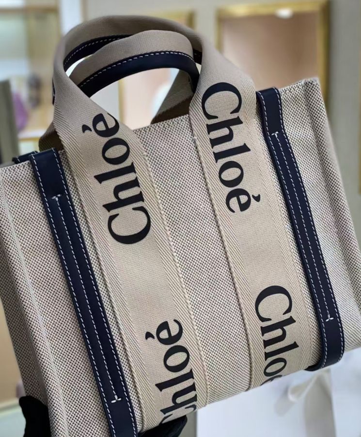 chl.oe Small Woody Tote Bag