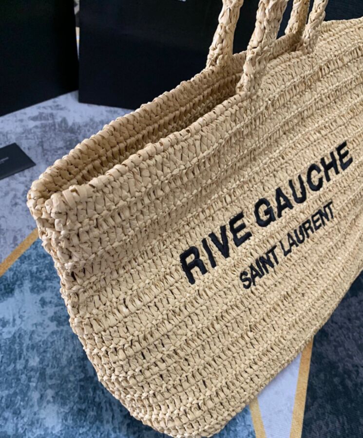 Saint.Lau.rent Rive Gauche Supple Tote Bag In Raffia Crochet Apricot