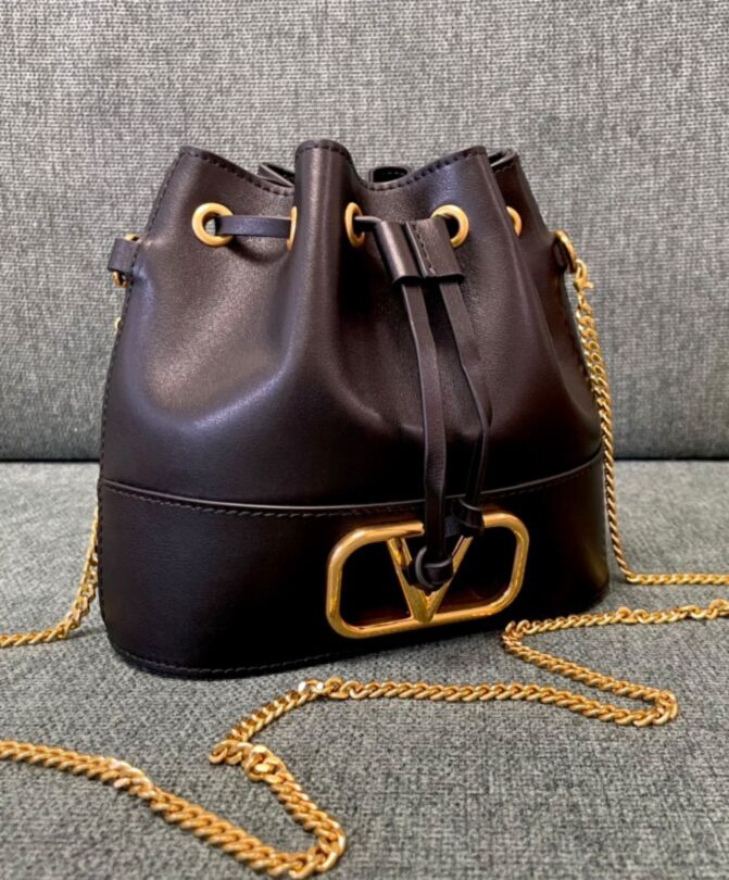 Valen.tino Mini Bucket Bag In Nappa With Vlogo Signature Chain