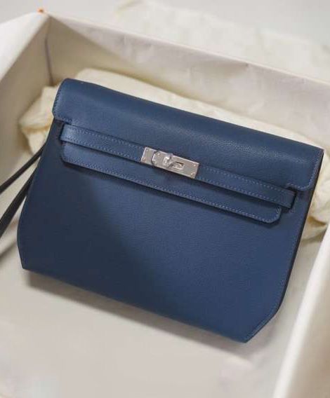 Her..mes Kelly Depeches 25 Pouch Dark Blue