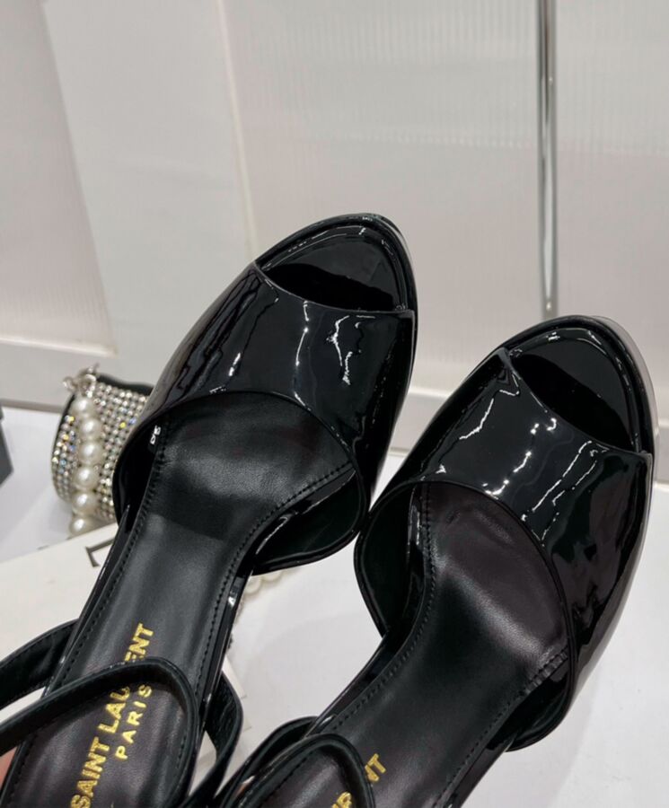 Saint.Lau.rent Women's, Jodie Platform Sandals, Patent Leather Black, Luxury Footwear