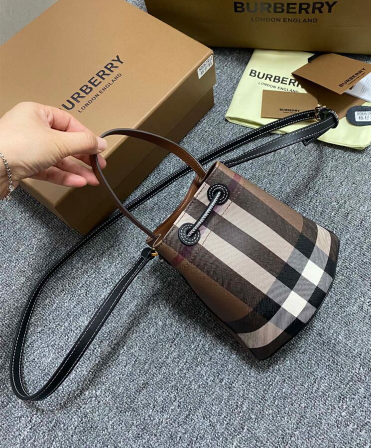 Bur.berri Mini TB Bucket Bag Coffee