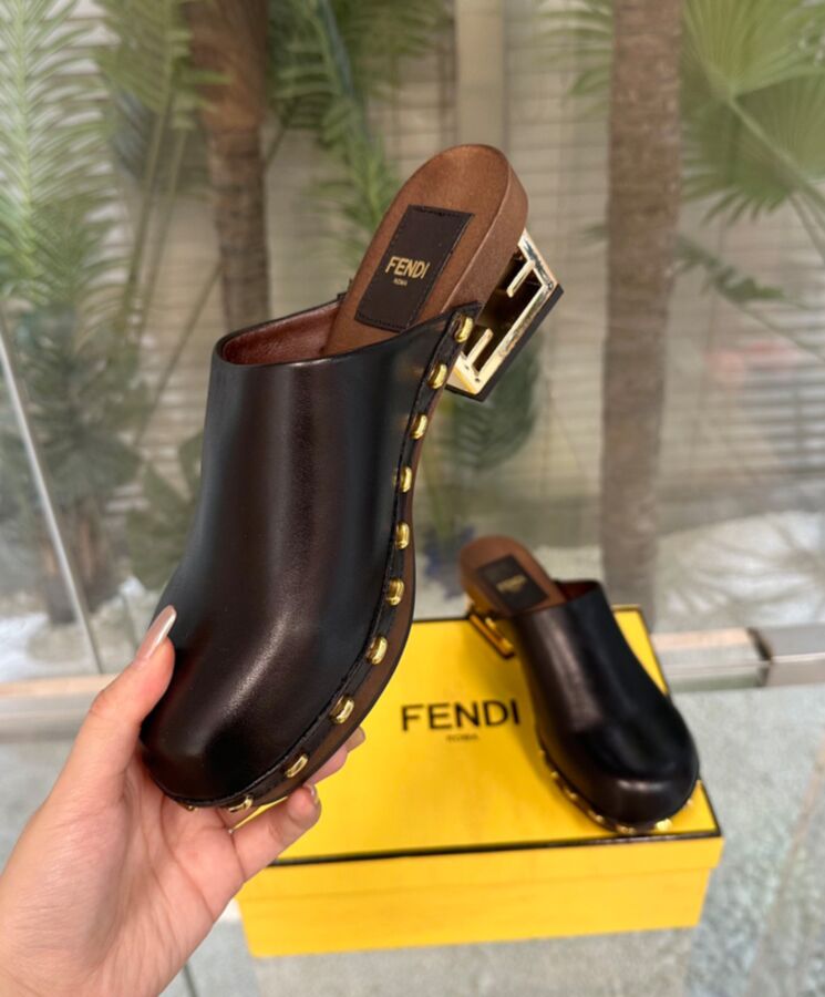 Fen.di Women's Baguette, Baguette Show 8Z8376, Leather Baguette Clog, Luxury Footwear.