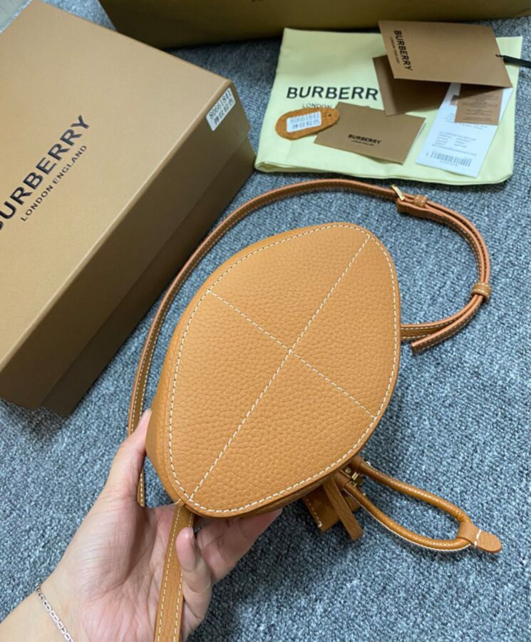 Bur.berri Mini TB Bucket Bag