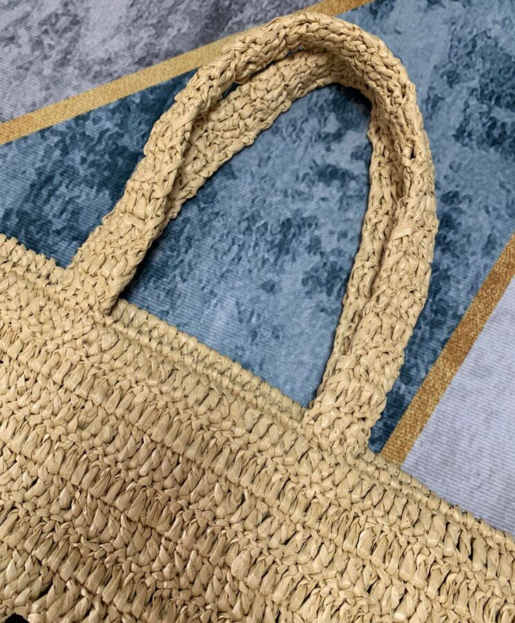 Saint.Lau.rent Rive Gauche Supple Tote Bag In Raffia Crochet Apricot