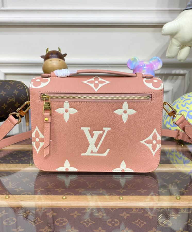 L.*V Pochette Metis M46302 Peachblow